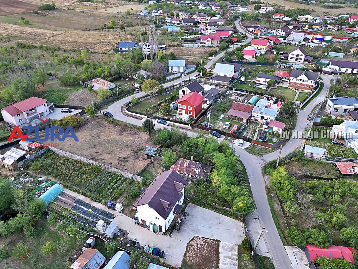 Teren intravilan Bradu, 1700 mp, toate utilitatile disponibile - Poză 6