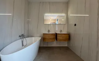 3 camere PREMIUM| 99.7 MP + 9.35 MP terasa - Poză 14