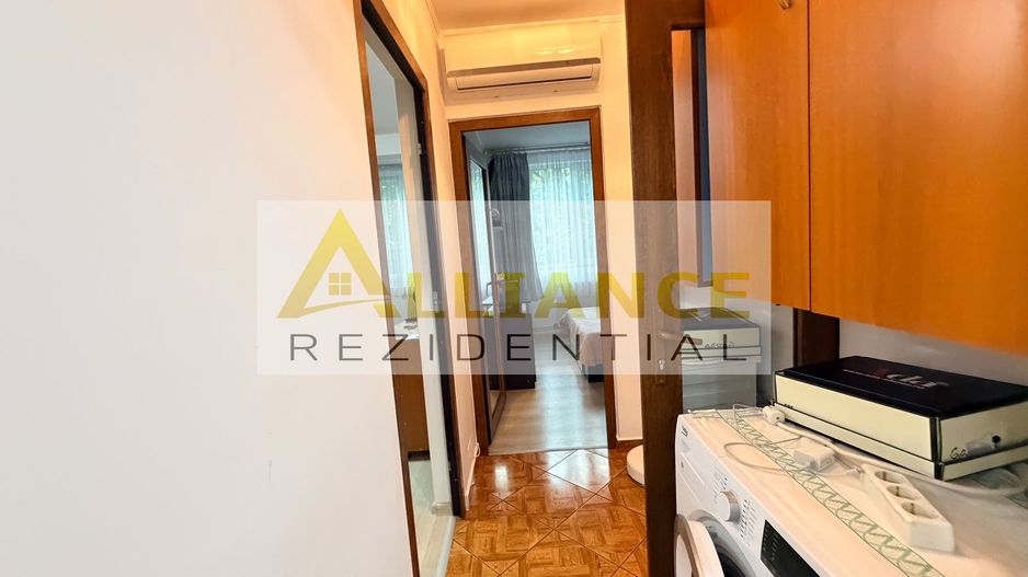 Metrou Aparatorii Patriei ~ Apartament 3 camere decomandat - Poză 10