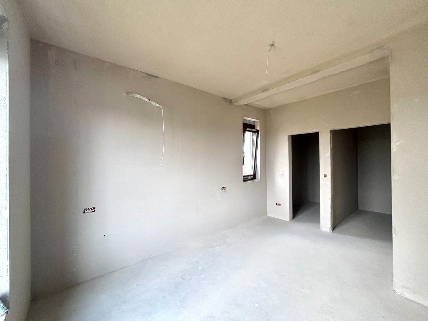 Duplex cu 4 camere, vatra satului, toate utilitatile - Sacalaz - Poză 10