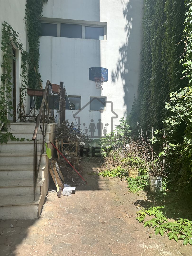 Imobil 3 niveluri, renovat, cu spațiu comercial si 2 ap.- Bd. Victoriei - Poză 20