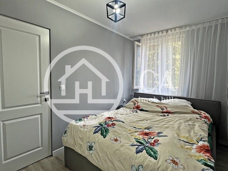 Apartament de vânzare cu 2 camere în zona Rogerius, Oradea - Poză 4