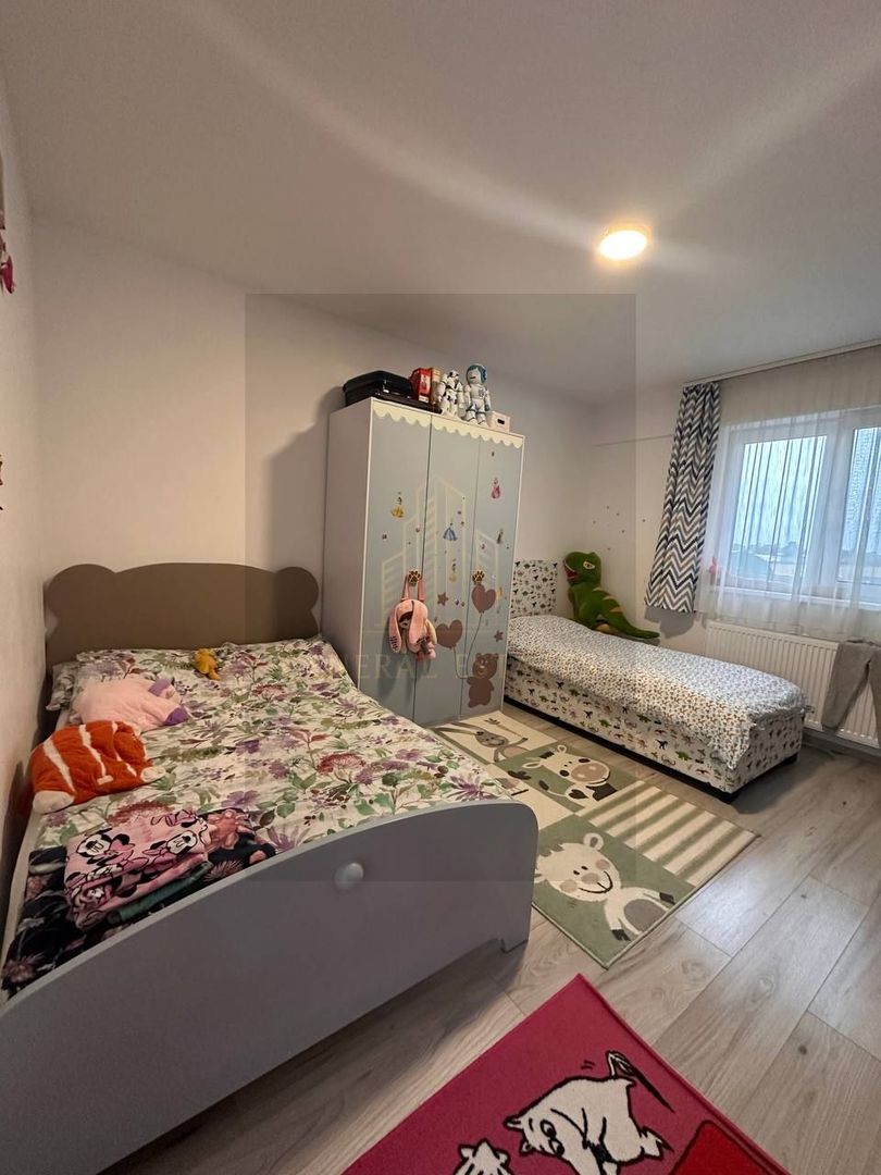 Apartament spre vinzare, 3 camere, modern, complet utilat, mobilat! - Poză 9