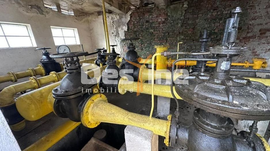 Pucioasa I Fabrica si Teren pentru industrie I Putere mare curent + gaze - Poză 1