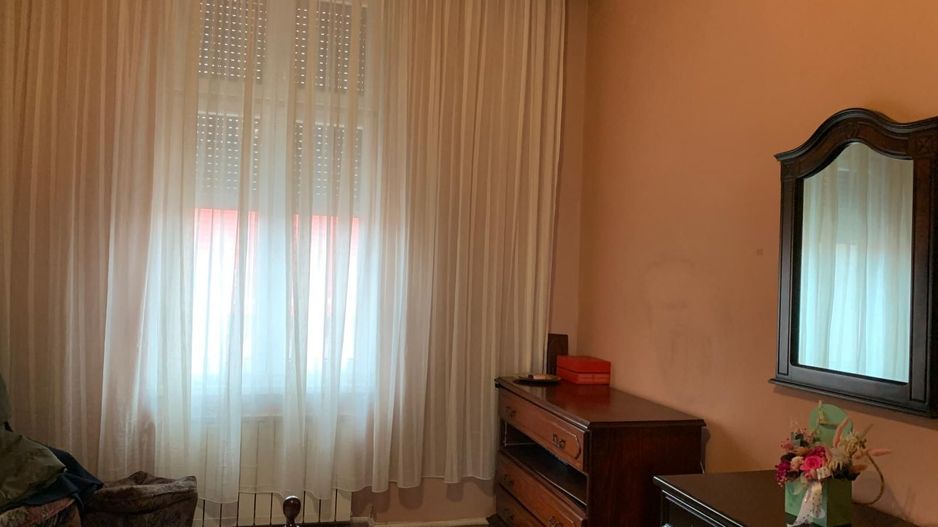 Casa versatila   P+E+M in zona  isorica Sinaia - Poză 32