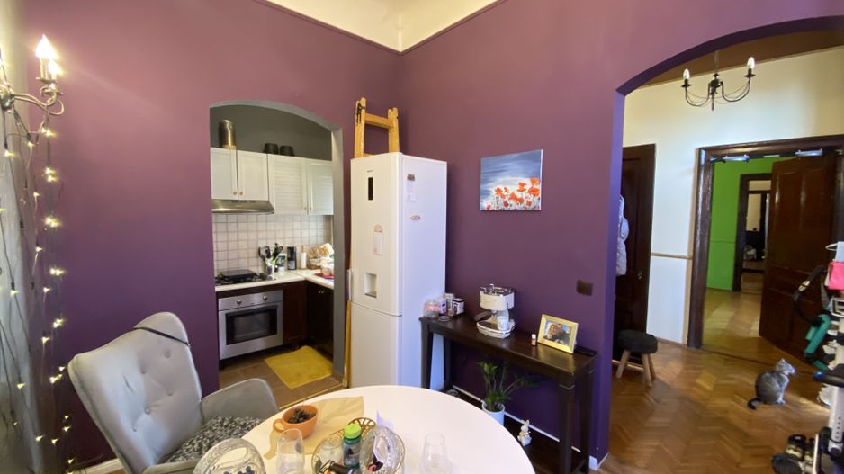 Apartament Renovat, 2 Camere, Etaj 2, Parcare, Zona Iosefin, COMISION 0 - Poză 2