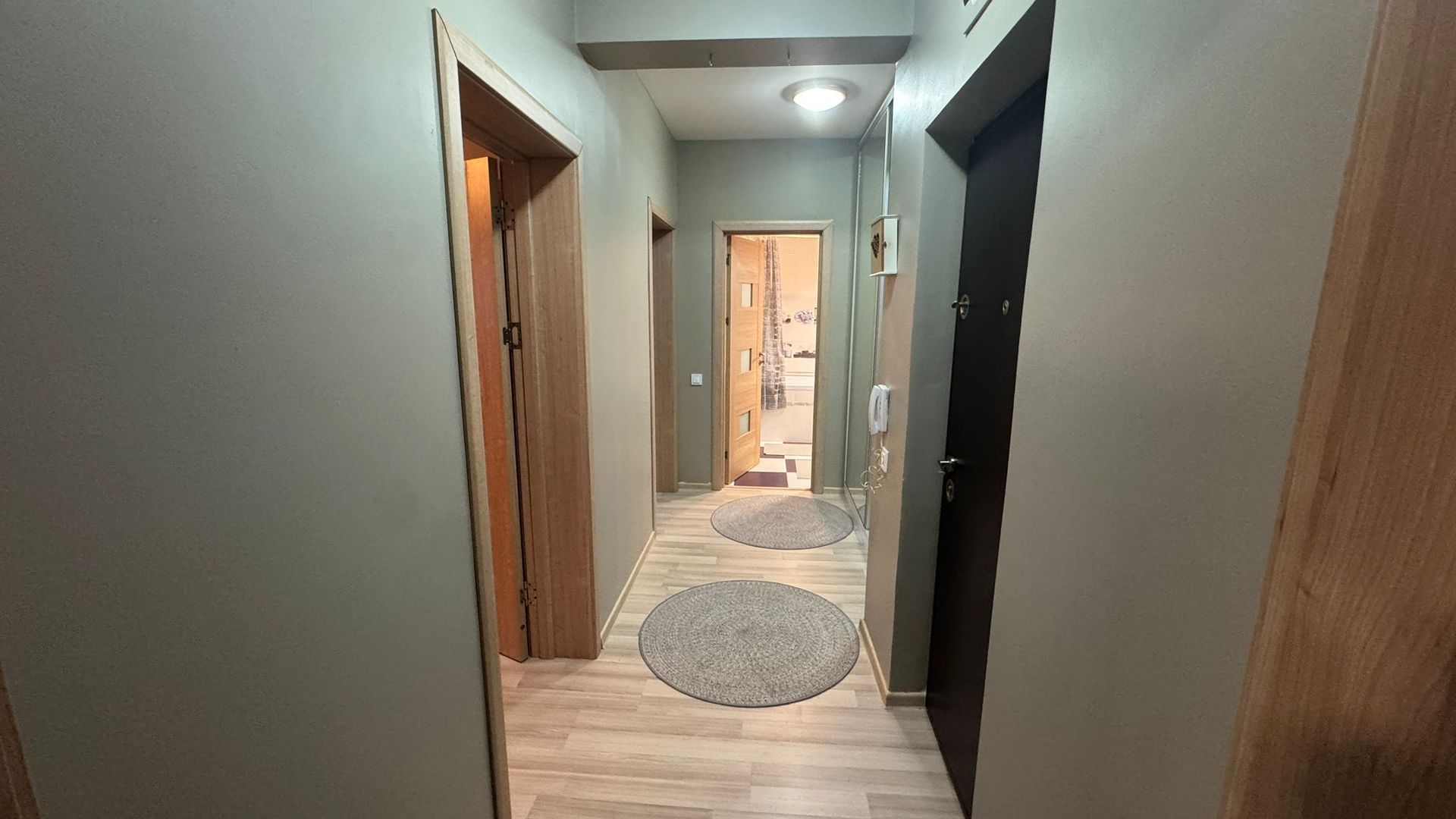 Apartament 3 camere de vânzare – Șelimbăr, str. Pictor Brana - Poză 2