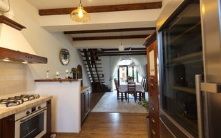 Casa 4 camere, de vanzare 138 mp utili - Poză 6