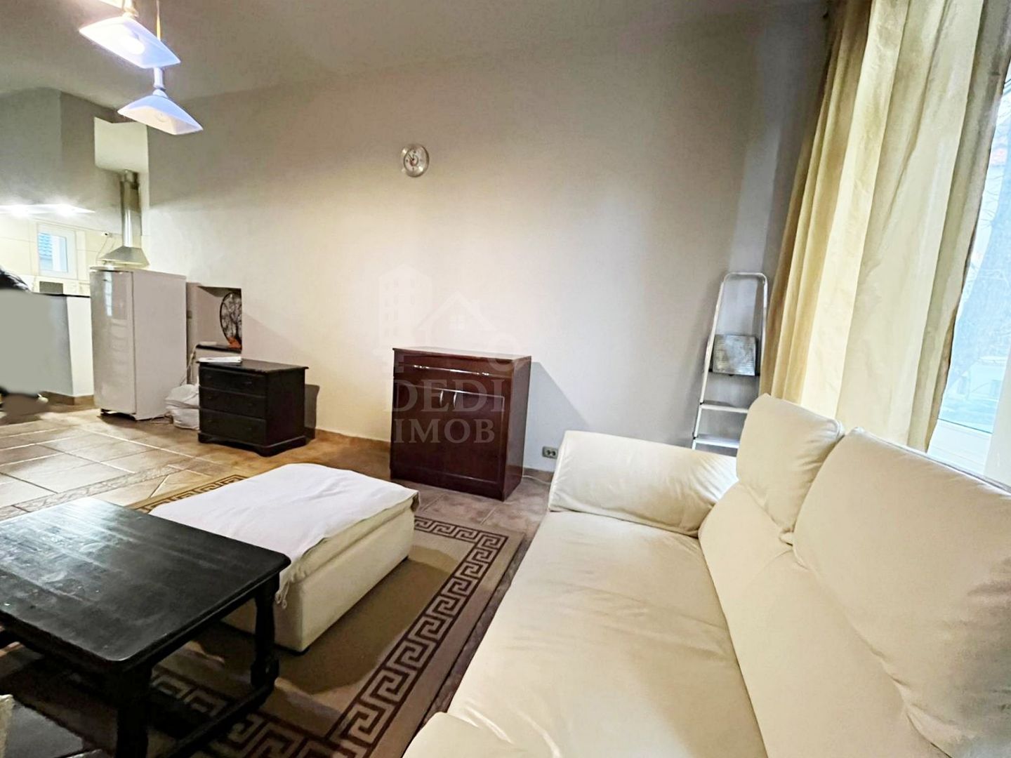 Apartament cu 2 camere la casa de inchiriat zona Ultracentral, Oradea - Poză 3