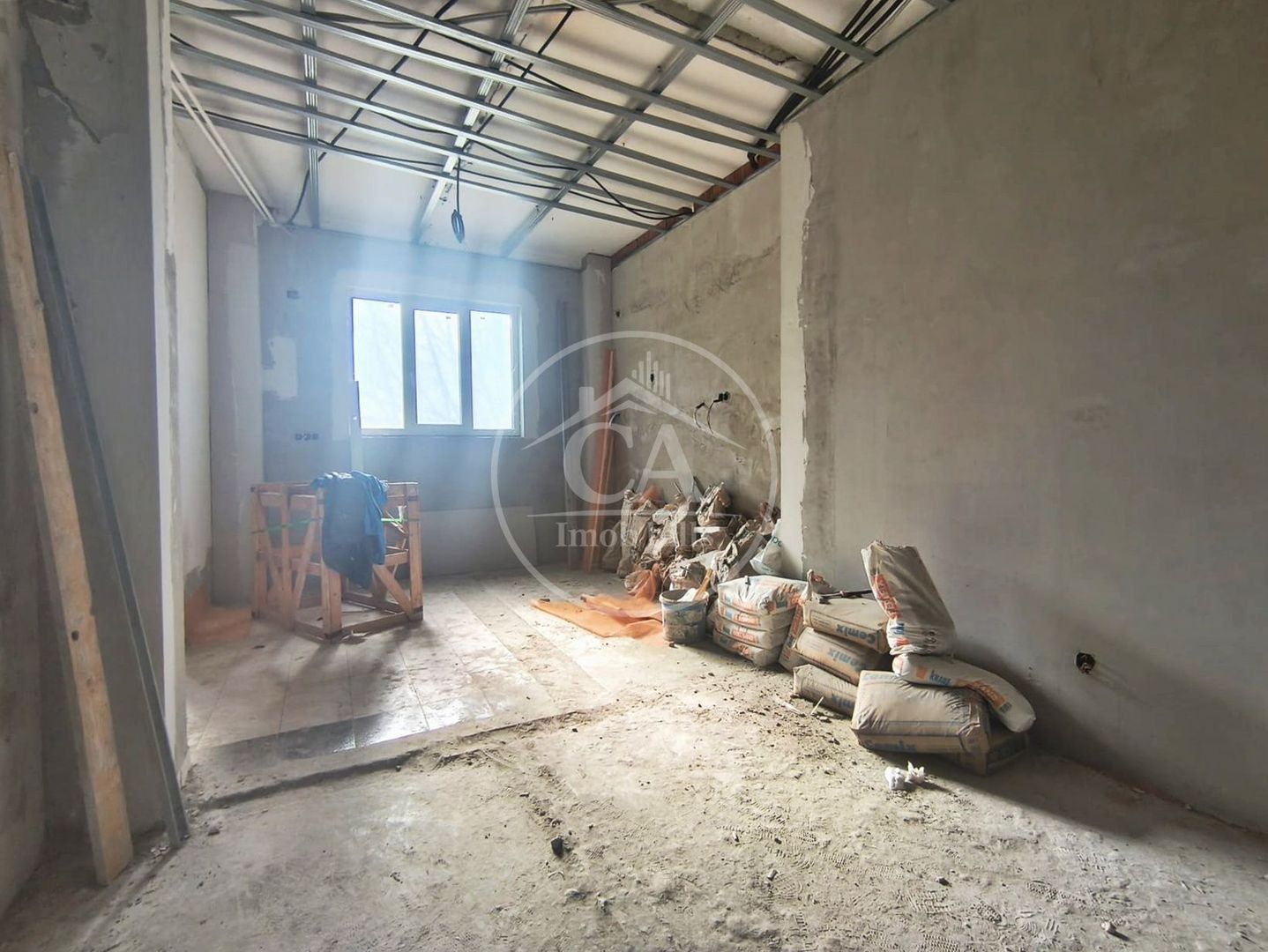 Spatiu comercial cu 6 camere de inchiriat in Sanmartin Bihor - Poză 6