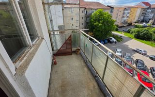 Apartament de vanzare Sibiu 3 camere decomandat | Strand | 2 bai, 2 balcoane - Poză 15