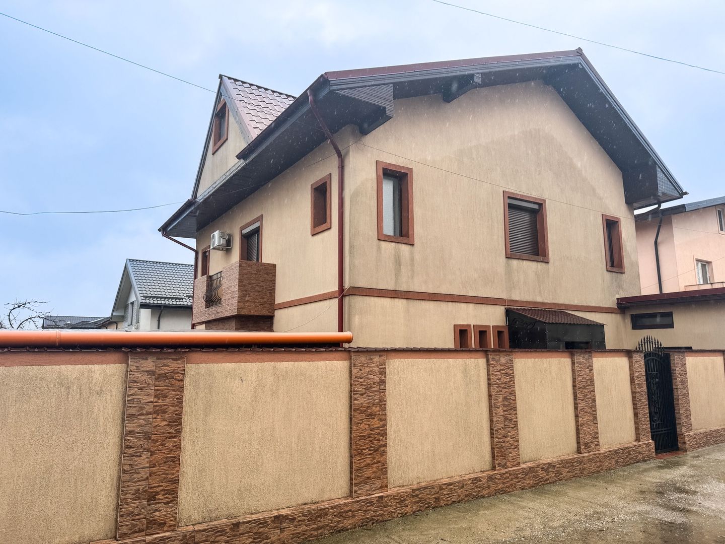 Casă P+1+P de vânzare – Măgurele, Str. Lotusului, deschidere 2 strazi - Poză 1