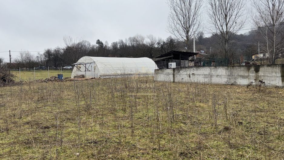 TEREN INTRAVILAN 2200 MP CAMPULUNG ARGES - Poză 40