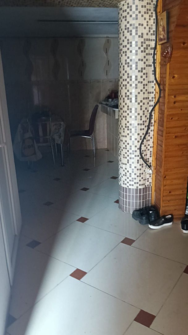 Casa cu curte proprie/ metrou Brancoveanu/Parc Tineretului - Poză 3