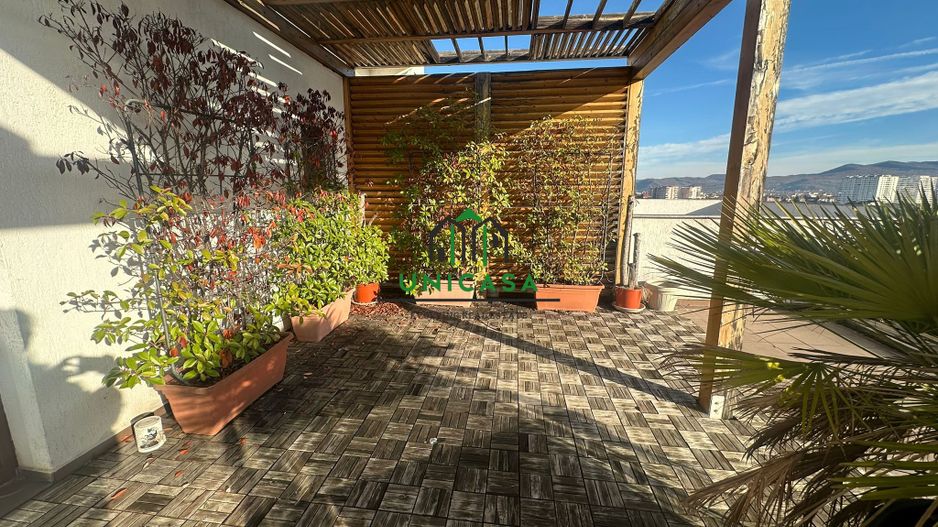 Apartament 4 camere - tip Penthouse - Zona 1 Mai - Poză 4