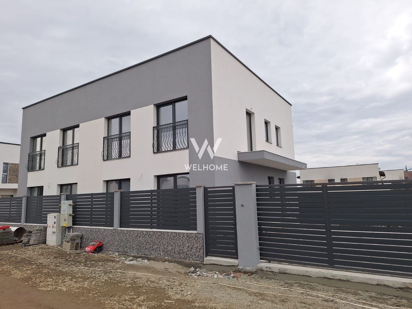 Casa nouă cu 4 camere și curte generoasă – Șelimbăr Triajului - Poză 1