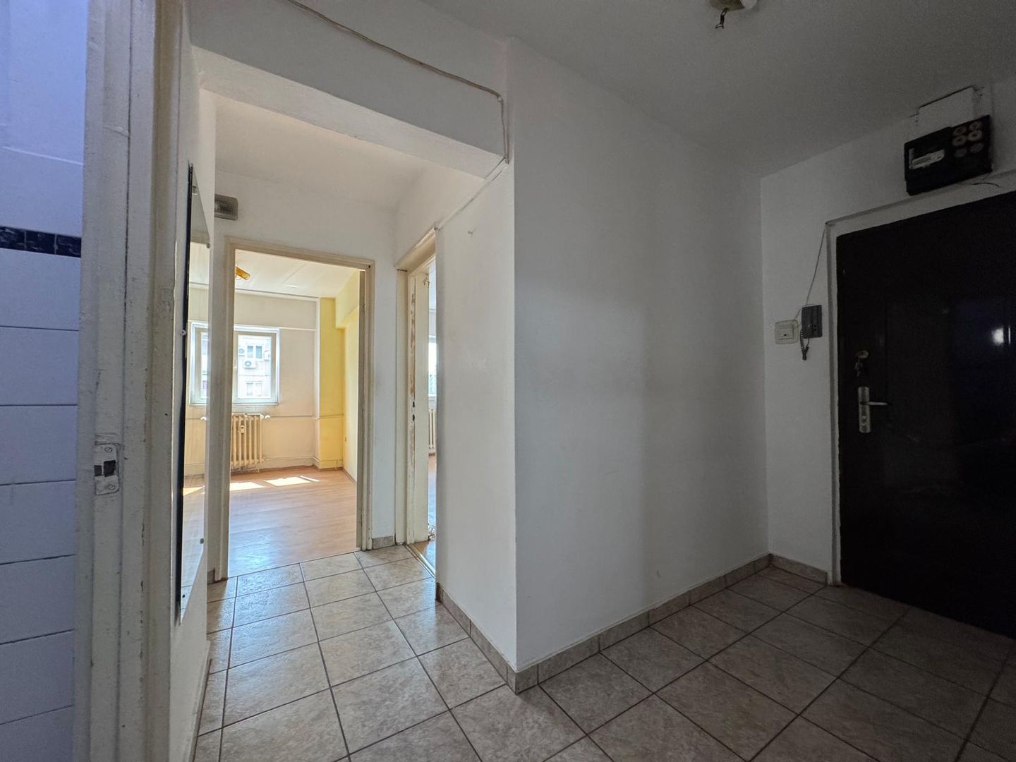 Apartament 3 camere | Drumul Taberei | Metrou Valea Ialomiței - Poză 5