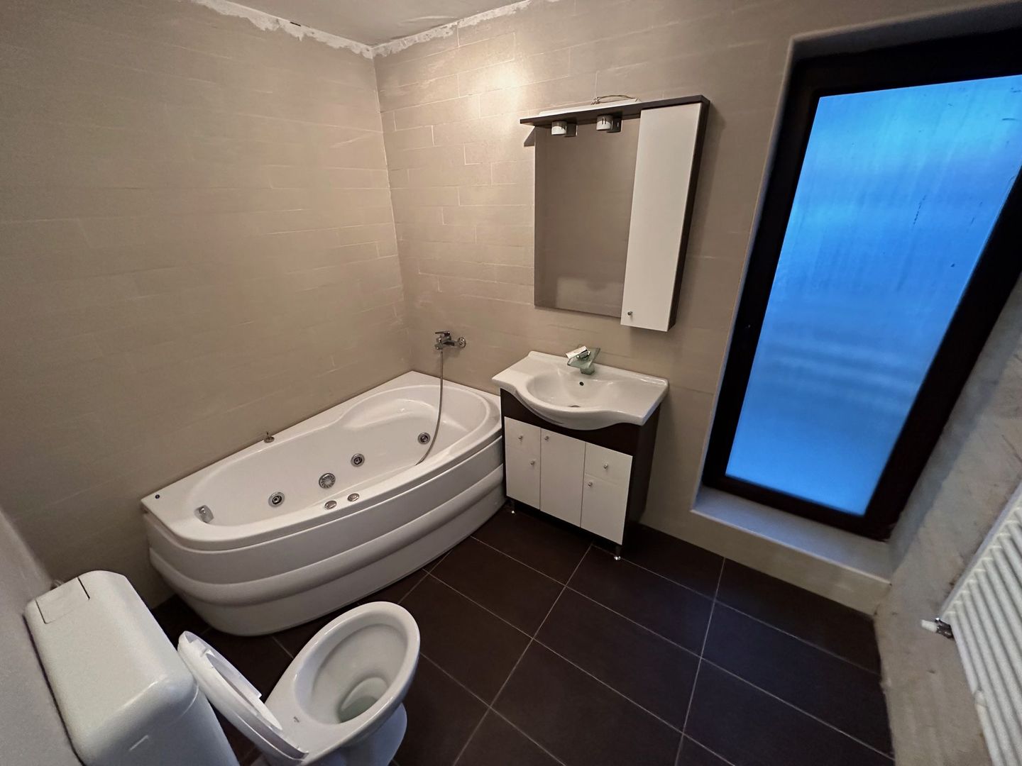 Duplex zona Lunei - Câmpului - Poză 11