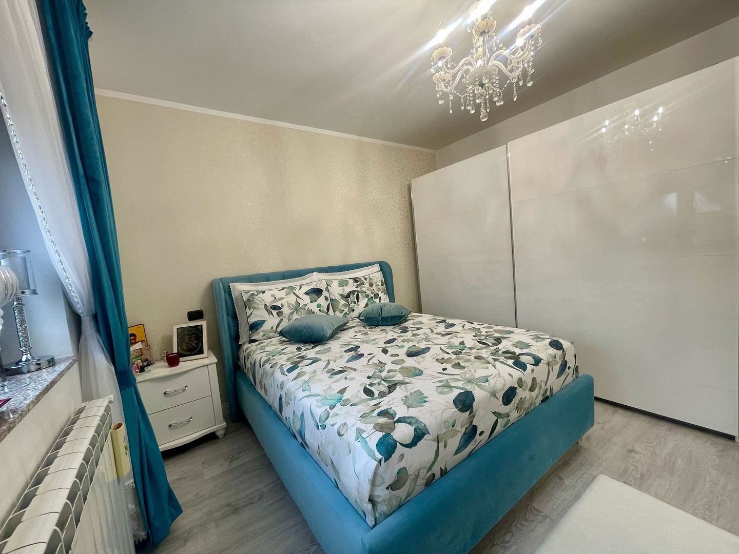 CASA COMPLET UTILATA SI MOBILATA MODERN CU GRADINA | 1100 MP |MARGINEA - Poză 9