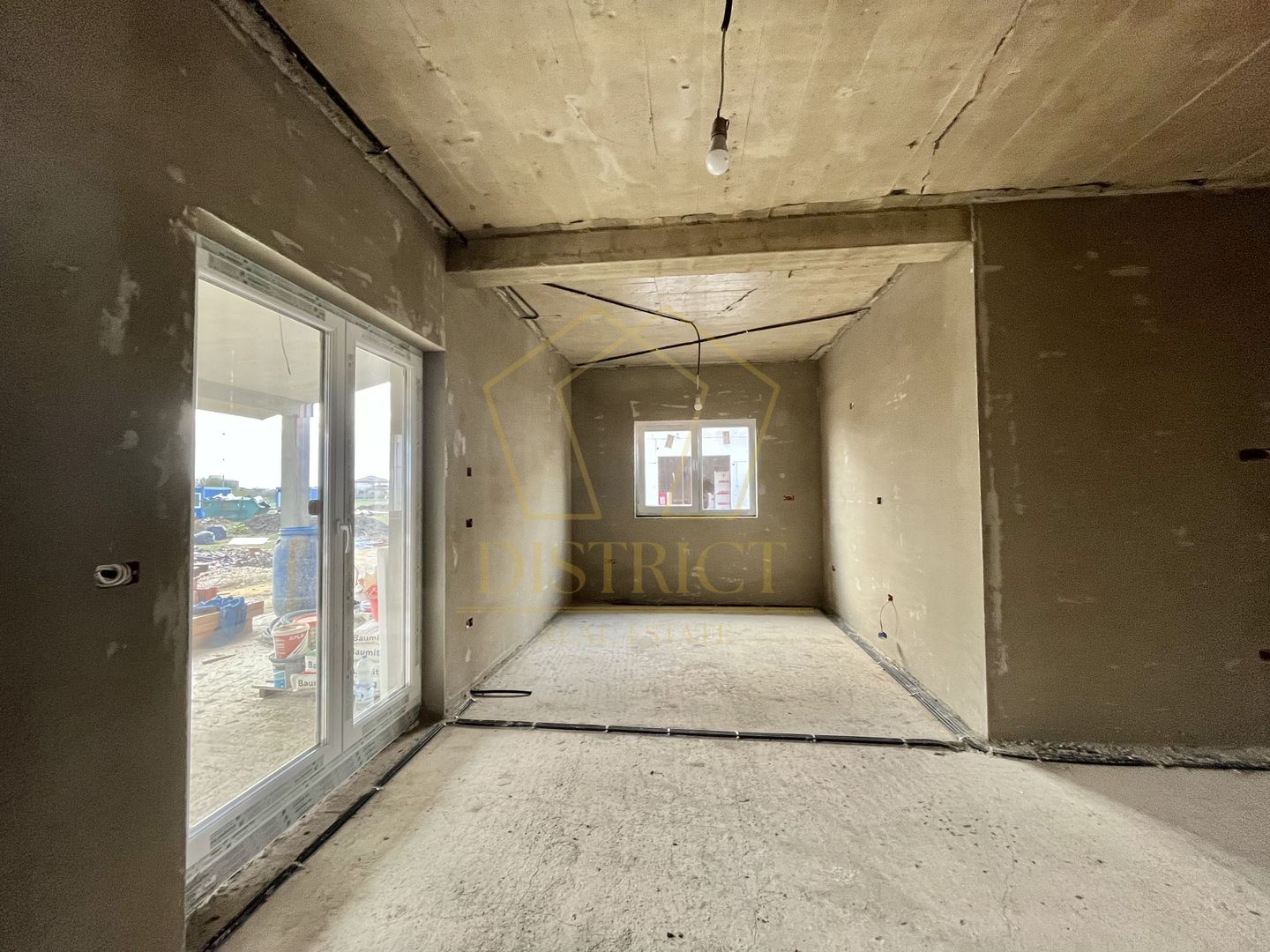 Duplex cu 3 camere | Mosnita Veche - Poză 10