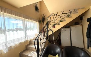 Casa spatioasa cu zona amenajata pentru ferma Cicarlau - Poză 12