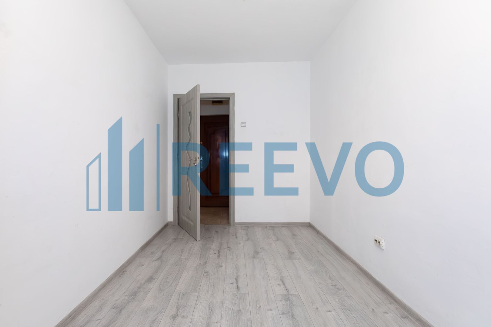 Apartament 3 camere decomandate, Zona Narcisa, Bacău - Poză 5