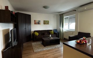 Vând apartament 2 camere,45mp - Poză 1