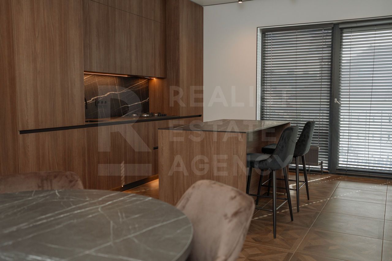 Chirie apartament, 3 camere, str. Lacului, Centru - Poză 2