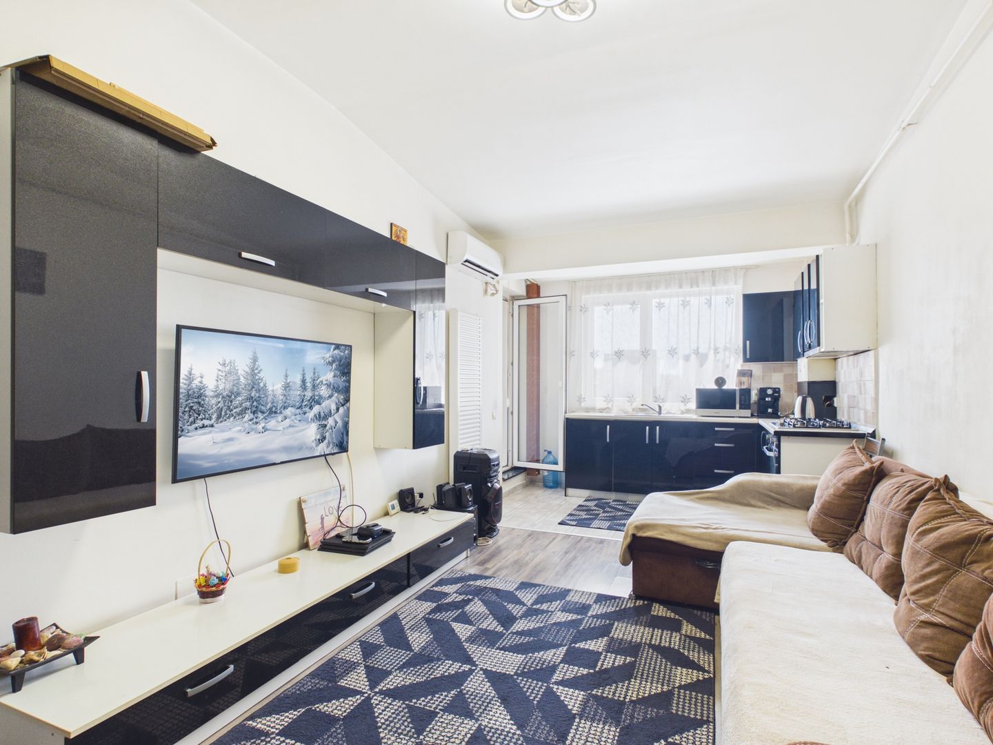3 camere de vanzare mobilat, Rahova-Salaj, bloc nou - Poză 1