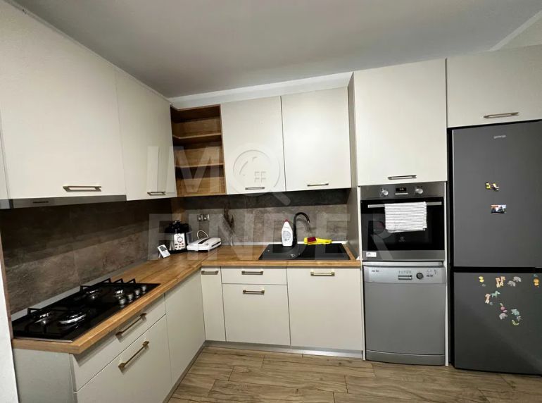 Apartament 2 camere, cartierul Borhanci - Poză 2