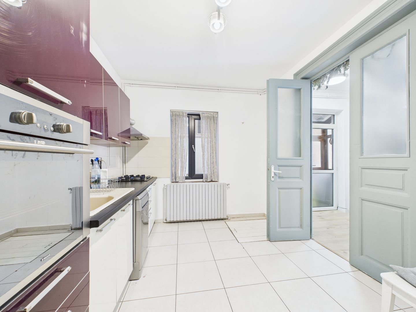 Casă / Vilă cocheta cu 3 camere - de vanzare - zona Basarab - Poză 10