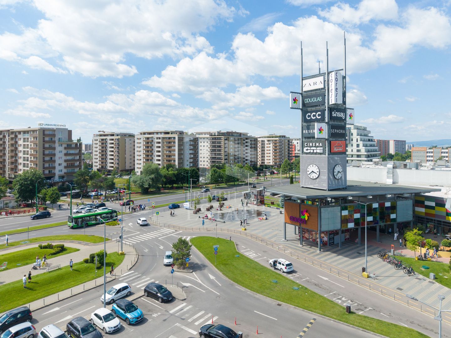 Urban | Coresi | Apartament 2 camere + loc de parcare si boxa - Poză 23