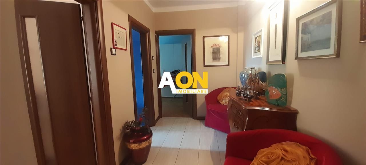 Apartament 3 camere cu scara interioara zona ultracentrala - Poză 8