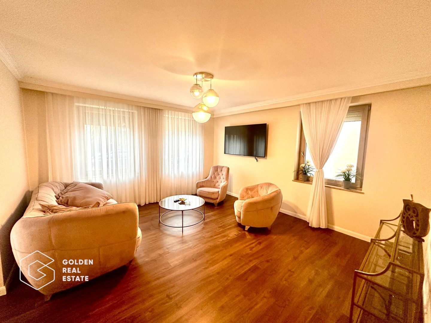 Apartament premium, zona Subcetate, 3 camere, 2 bai, loc parcare, sala, piscina - Poză 7