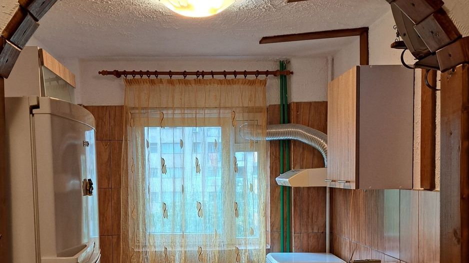 Apartament 2 camere zona Rahova,str.Bârca nr.2 - Poză 2