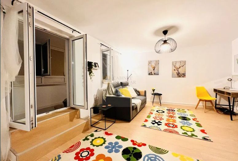 Garsoniera | Creditabil I  Vedere Panoramica | Pasajul Victoriei - Poză 3