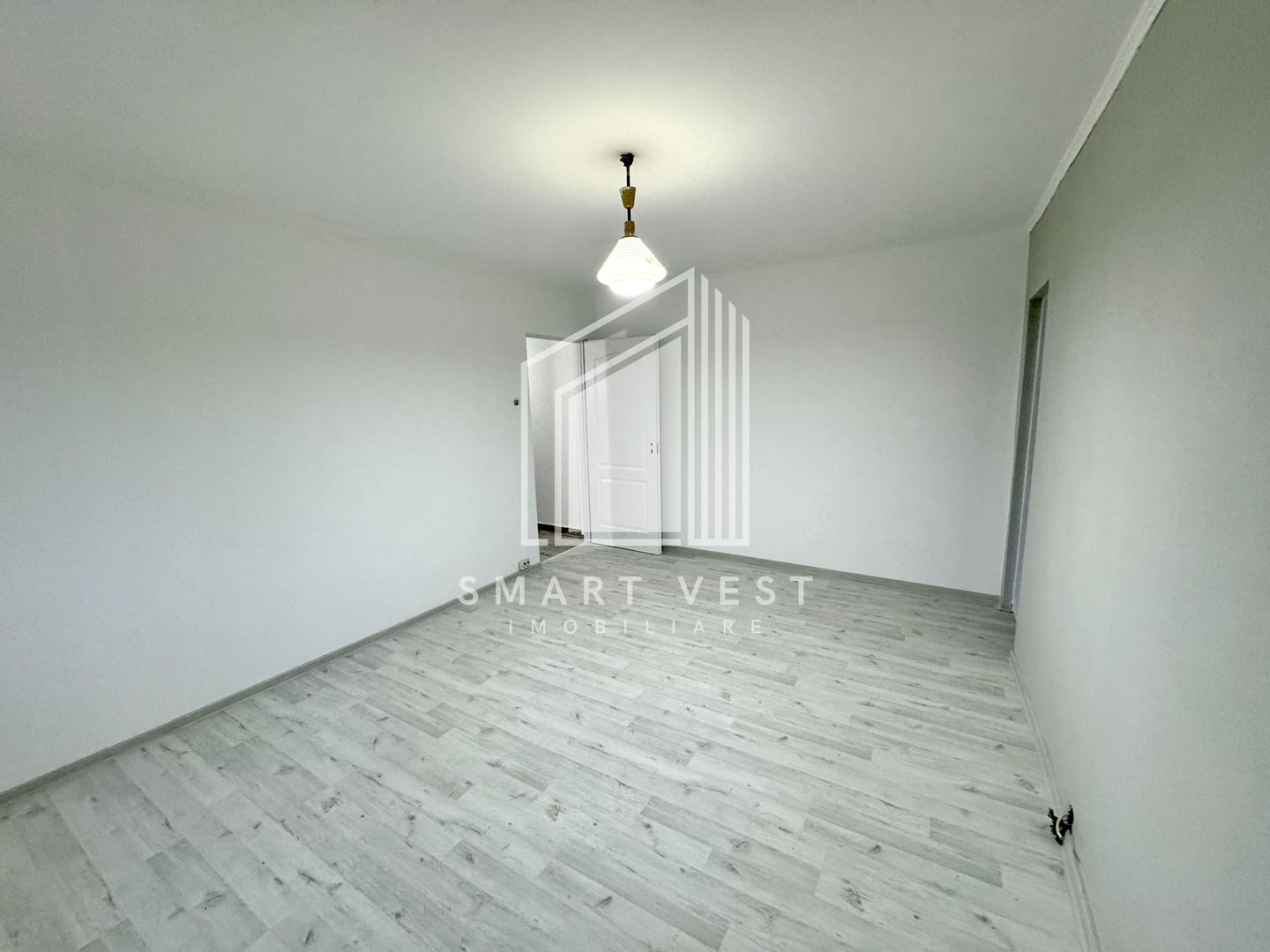 Apartament 2 camere | 42 mp utili | Zona Micro 15 - Poză 1