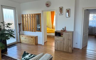 Casă mobilată zona Paleu - Poză 10