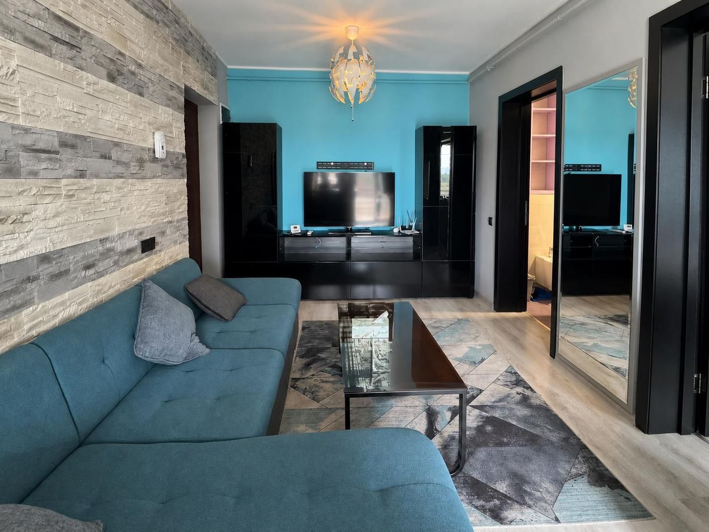 Apartament 2 camere tip studio + terasa Sanpetru Brasov - Poză 1