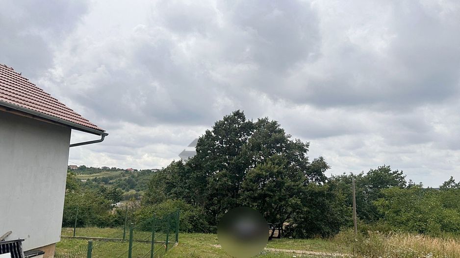 Teren intravilan de vanzare cu o crama zona Dealuri Oradea - Poză 1