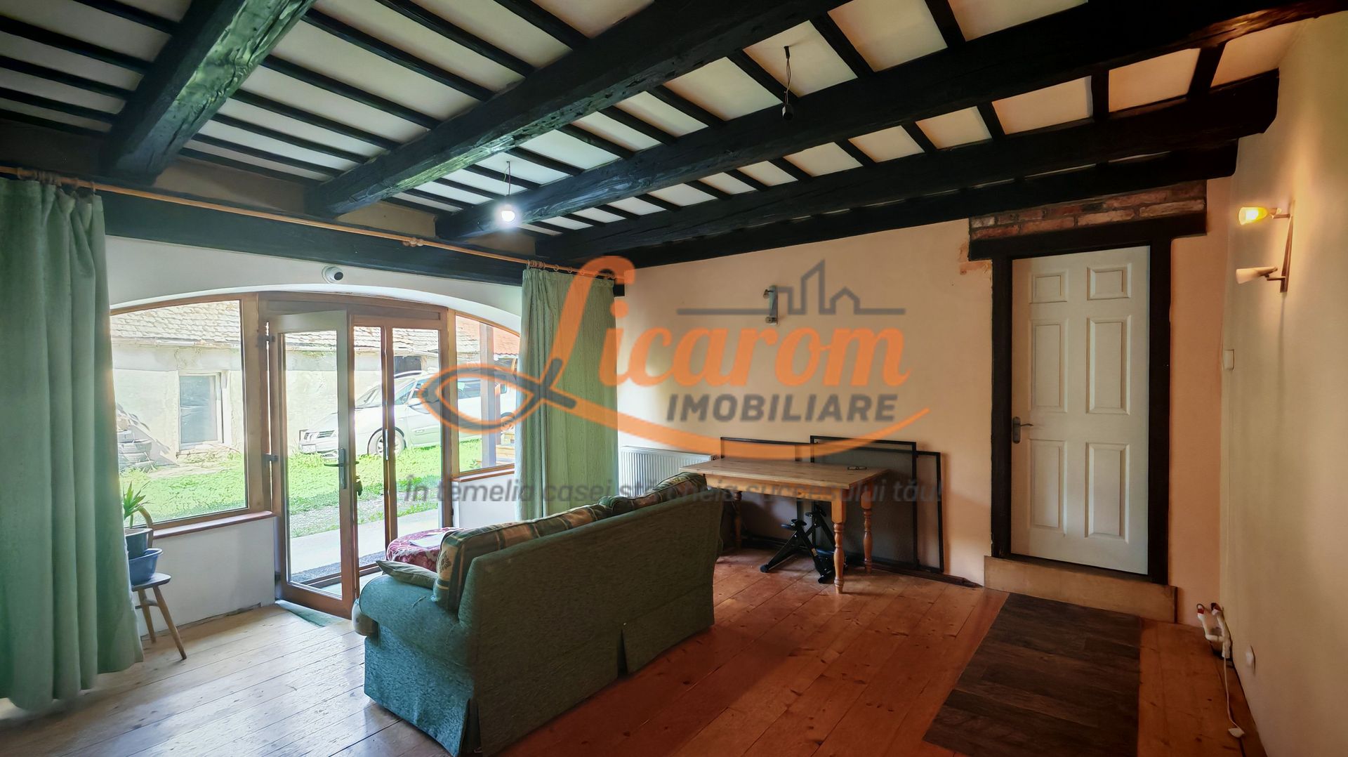 CASA SASEASCA comuna VULCAN,zona foarte buna,teren 3000 mp - Poză 3