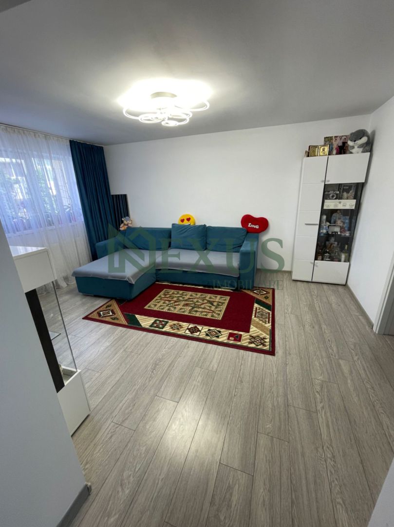 Apartament cu 2 camere, renovat complet, str.Libertății, Moinesti - Poză 4