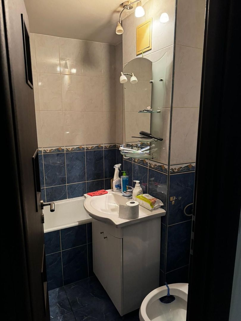 Apartament cu 3 camere , str. Bozieni - Poză 25