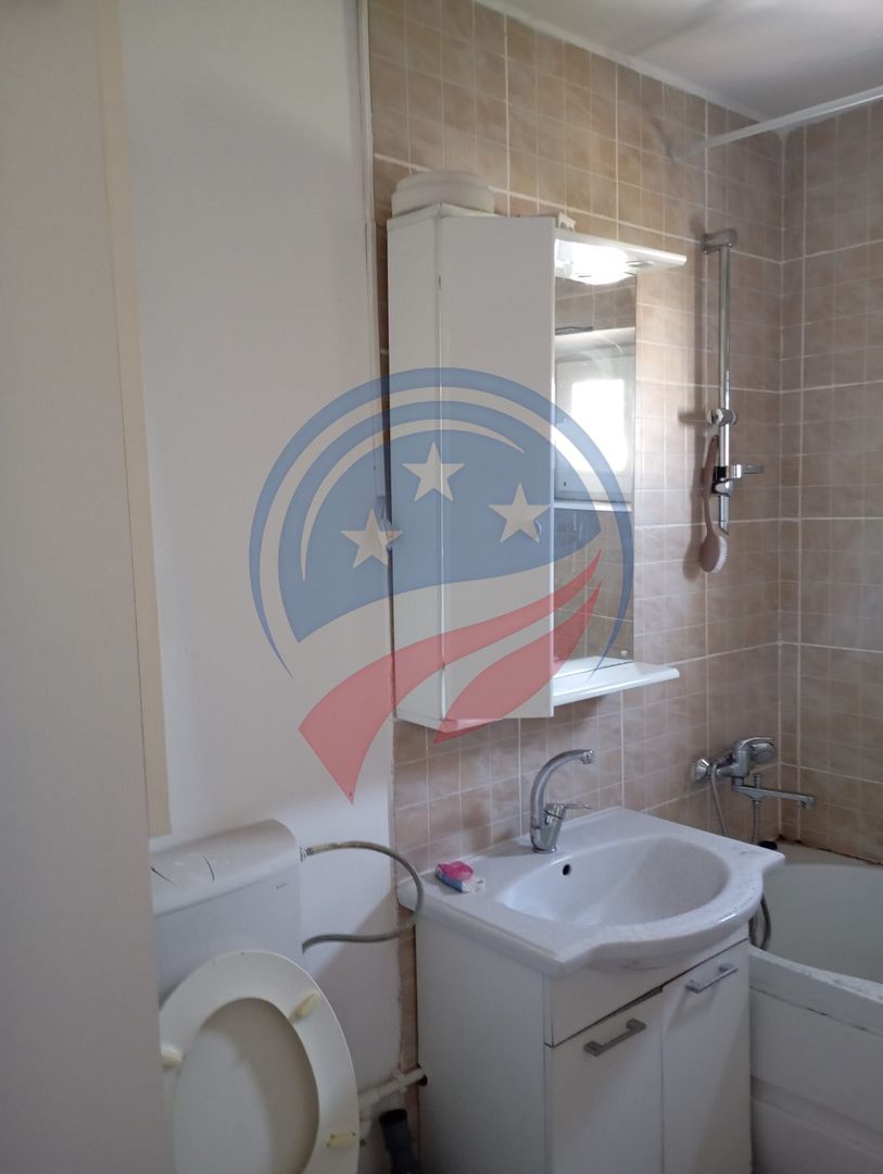 APARTAMENT 2 CAMERE DECOMANDATE - ZONA GARII - Poză 9