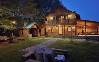 Vilă/Pensiune cu panouri fotovoltaice , terasă și foișor,  Investitie! - Poză 1
