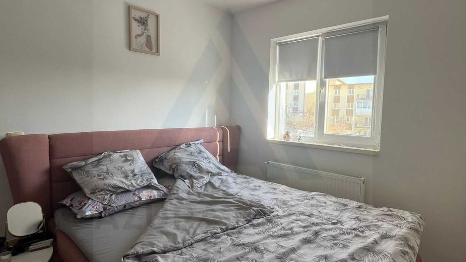 Apartament modern 2 camere etaj 1 baie cu geam si boxa in Gusterita - Poză 6
