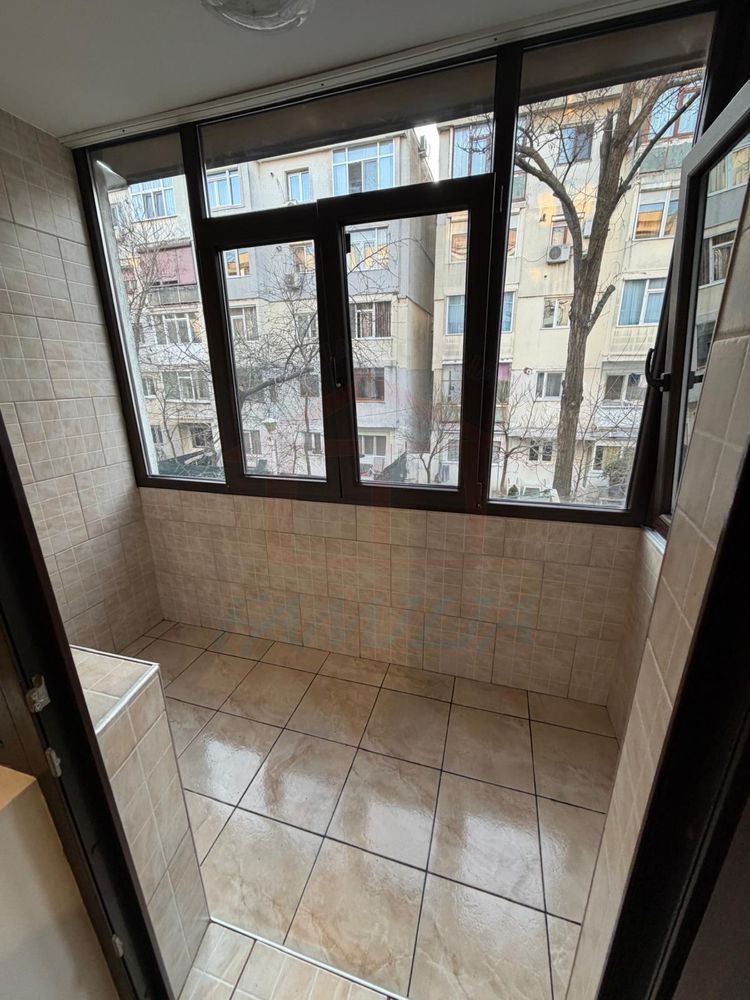 De vânzare apartament 1 camera - IREG - Poză 3
