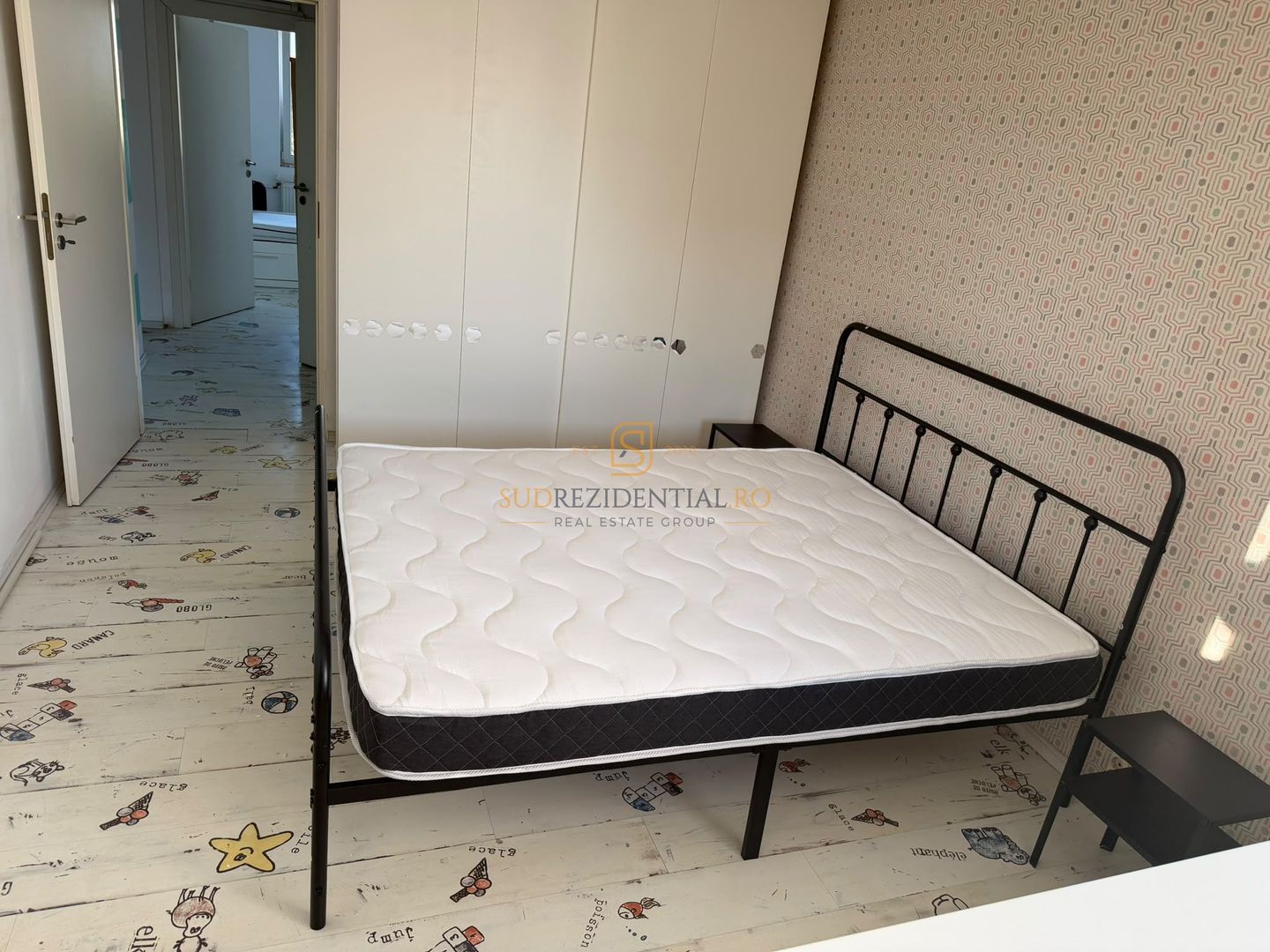 Apartament cu 3 camere de închiriat, aproape de metrou Piața Sudului - Poză 2