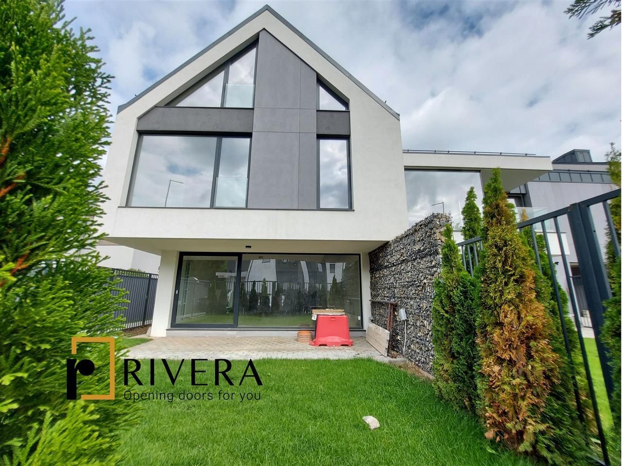 Vila Deosebita | Finalizata | Voluntari | Matei Millo - Poză 1