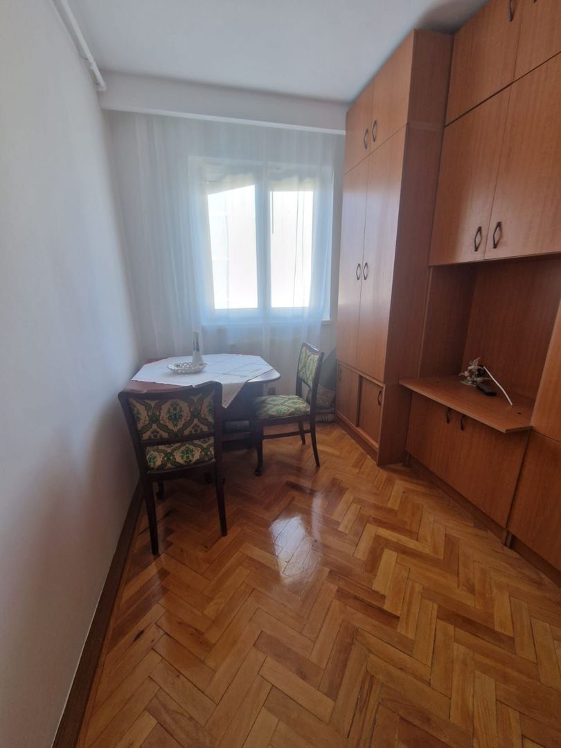 Complex-Studentesc | 4 Camere | Etaj Intermediar | Centrala Proprie. - Poză 4
